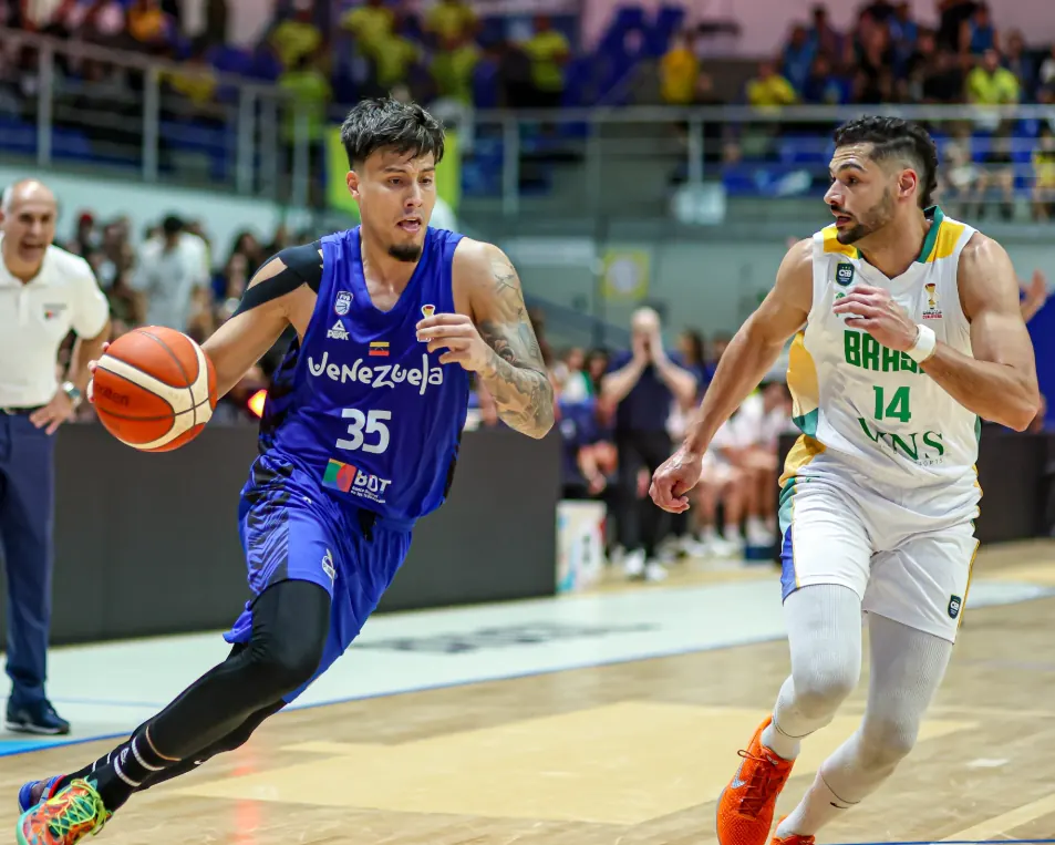 Gimnasio Luis Ramos en Puerto La Cruz, Venezuela, sede de partidos de baloncesto.