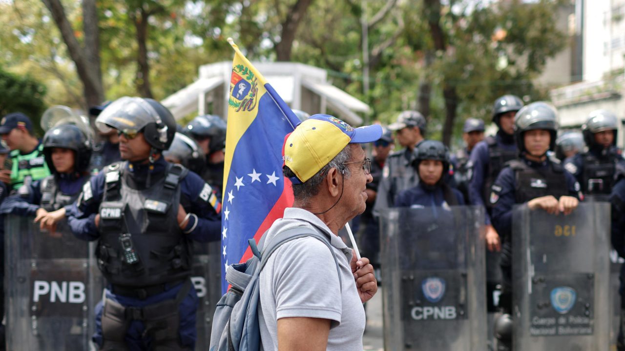 Informe de Laboratorio de Paz: Venezuela se acerca a recomposición autoritaria, no a transición democrática