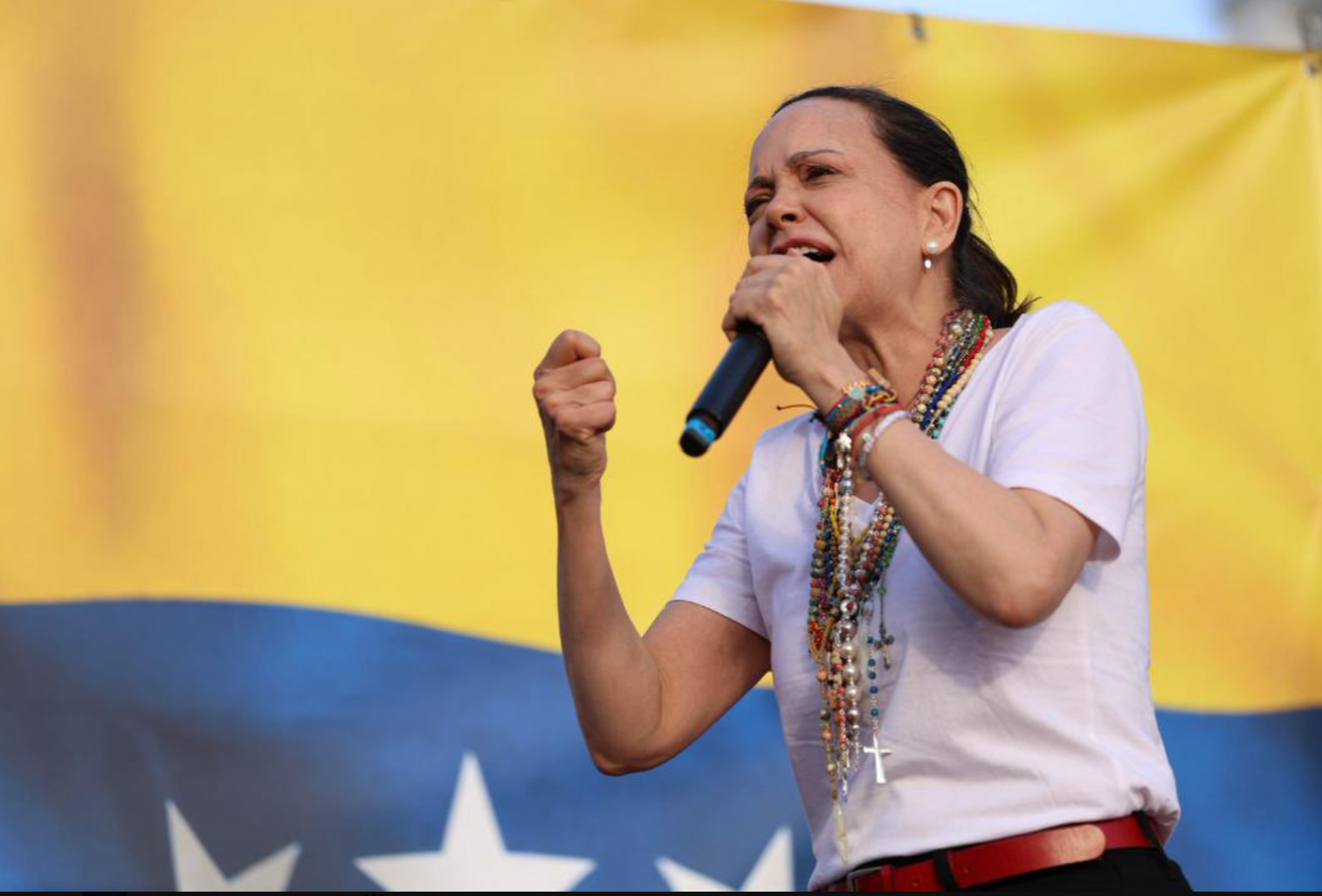 Fotografía de María Corina Machado durante un acto político en Venezuela