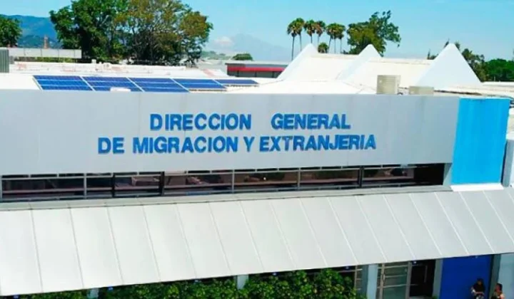 Costa Rica ofrece nueva vía de regularización para solicitantes de refugio venezolanos