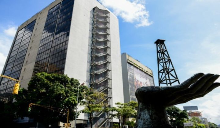 Academia de Ciencias Económicas pide reformas y transparencia para reestructurar deuda venezolana