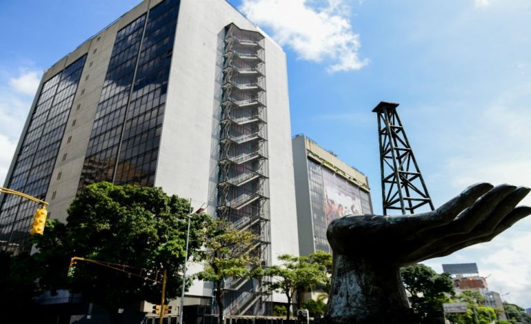 Academia de Ciencias Económicas pide reformas y transparencia para reestructurar deuda venezolana