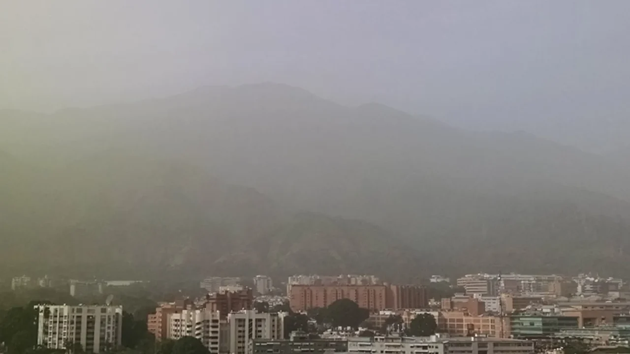 El Instituto Nacional de Meteorología e Hidrología (Inameh) ha emitido una alerta sobre la inminente llegada de polvo del Sahara a Venezuela