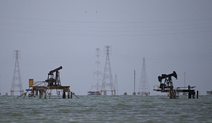 Embajada de EE. UU. reporta repunte en exportaciones petroleras de Venezuela a 1,25 millones de barriles diarios