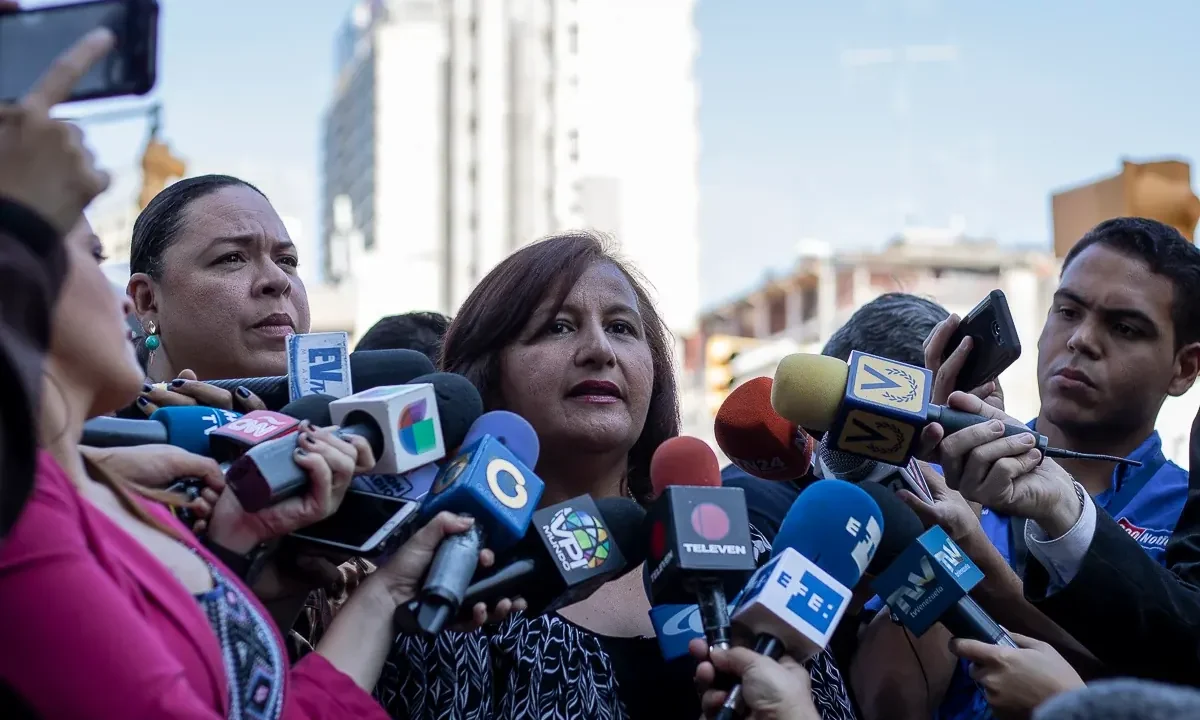 La reciente llegada de Dinorah Figuera, presidenta de la Asamblea Nacional electa en 2015, a Venezuela ha marcado un punto de inflexión en e
