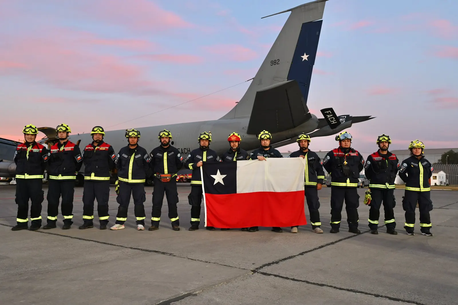 Avión de la Fuerza Aérea de Chile listo para despegar con ayuda humanitaria destinada a Venezuela.