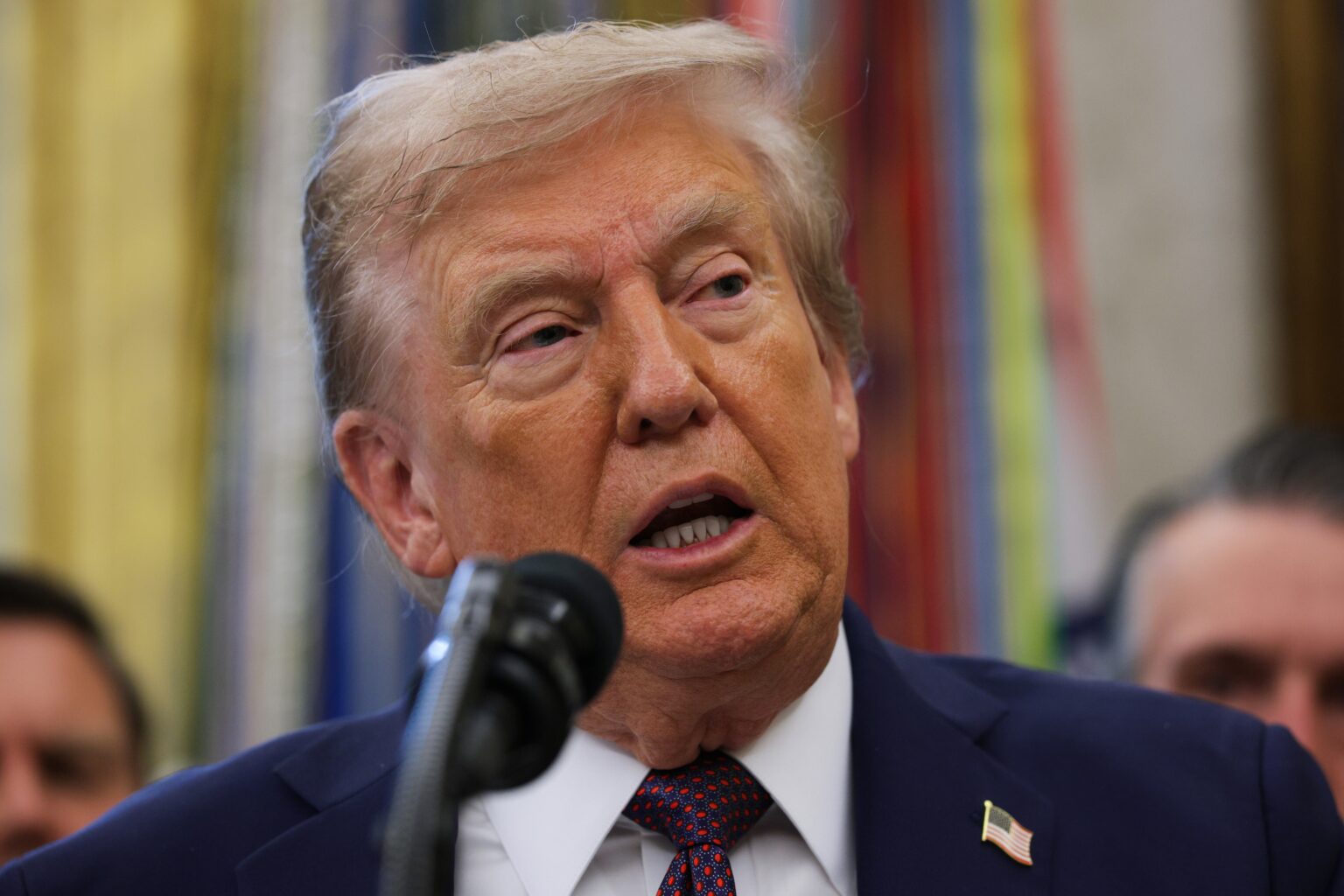 Donald Trump durante una declaración en la Casa Blanca.