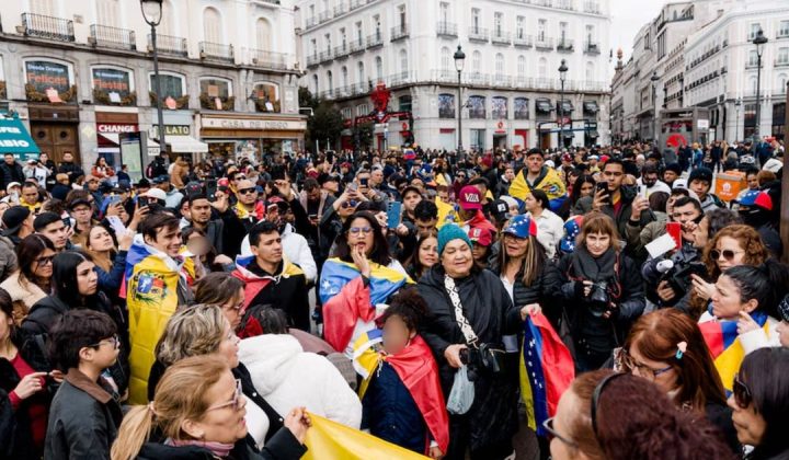 A partir de este viernes 12 de junio, España dejará de otorgar y renovar la residencia temporal por razones humanitarias, una medida que ha