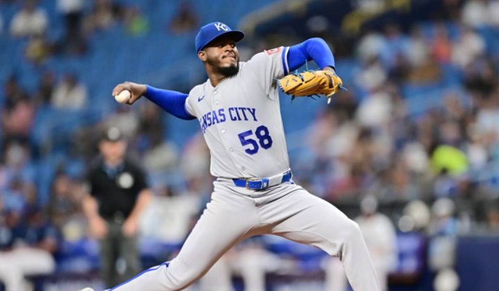 El lanzador venezolano Luinder Ávila continúa impresionando en su papel como abridor para los Kansas City Royals, sumando una nueva victoria