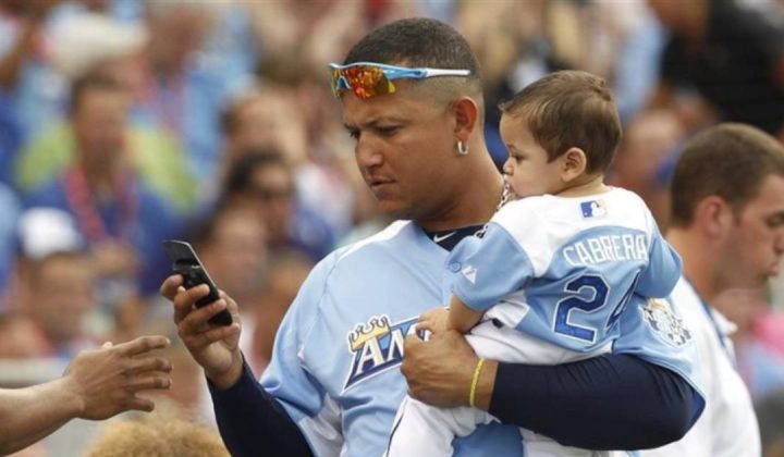La historia del beisbol venezolano en las Grandes Ligas está marcada por la constancia y el talento de sus jugadores, quienes no solo han br