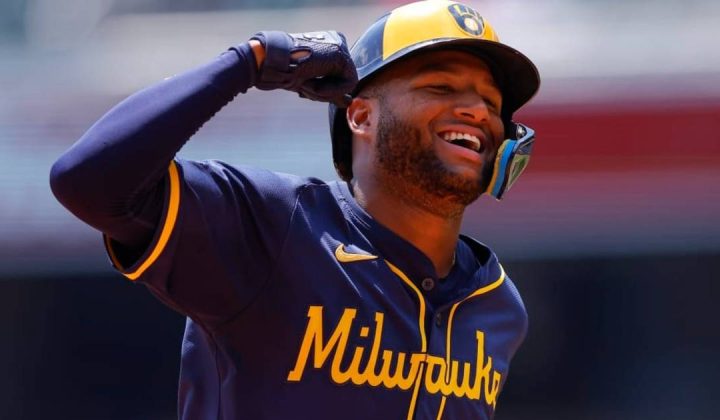 Jackson Chourio: La joven promesa venezolana que desafía los récords históricos de la MLB