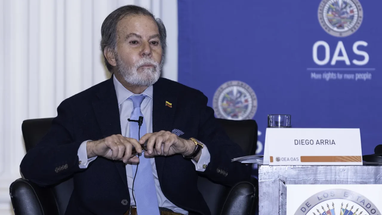 Arria critica estrategia de EE.UU. en Venezuela: «Cambiaron la narcotiranía por una apoyada por ellos