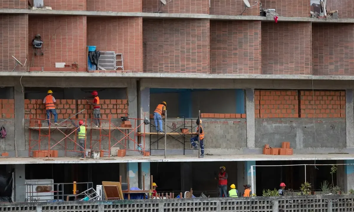 ONG chilena TECHO lanza campaña internacional para construir viviendas tras los terremotos en Venezuela