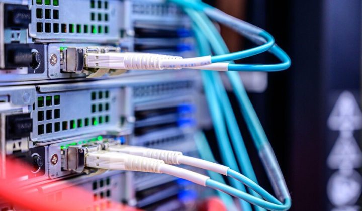 El ruido de un centro de datos en Michigan se convierte en pesadilla vecinal: lecciones para Venezuela
