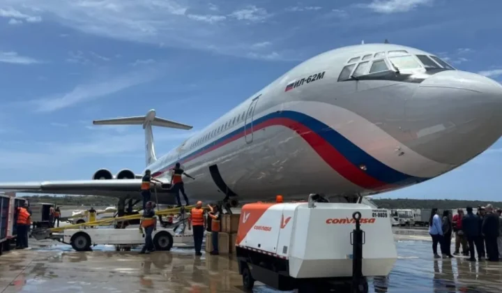 Avión ruso con 10 toneladas de ayuda humanitaria llega a Venezuela