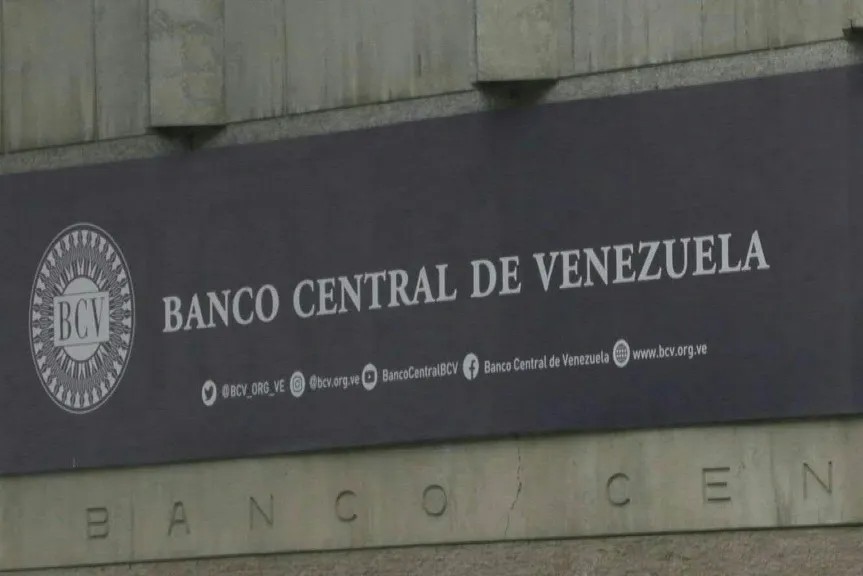 El bolívar pierde otro 15% de su valor frente al dólar BCV en julio y acumula una caída de casi 60% en el año