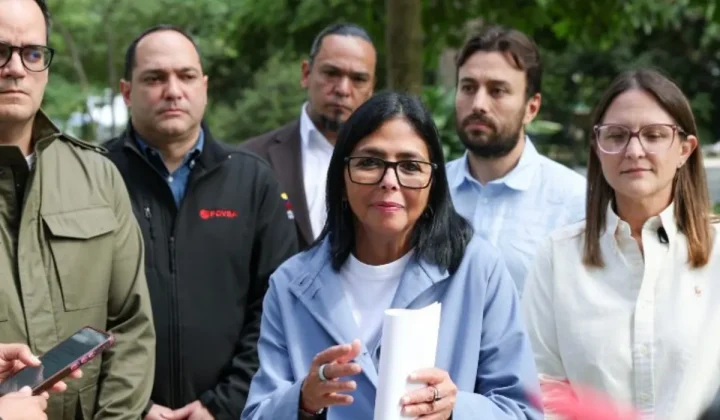Delcy Rodríguez anuncia medidas económicas para damnificados por terremotos