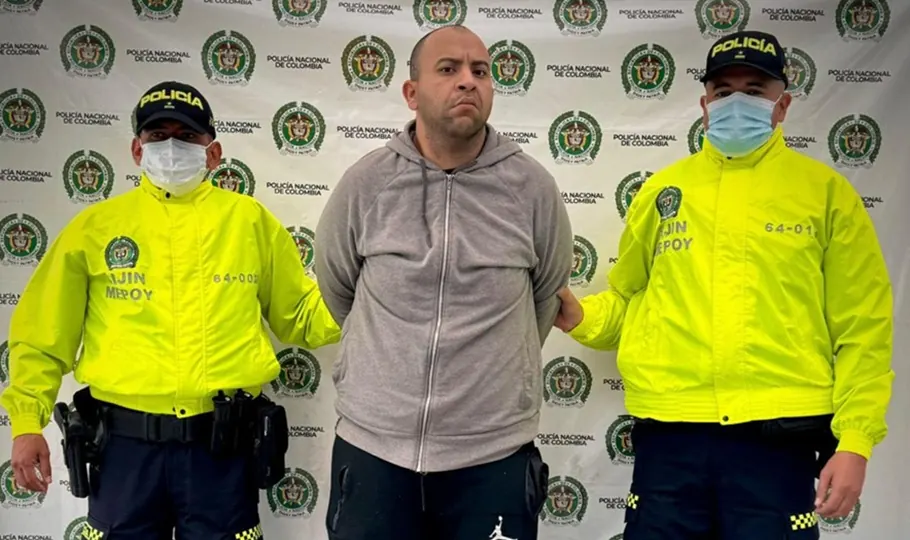 El ciudadano venezolano Dayonis Junior Orozco Castillo arribó a Chile este jueves, procedente de Colombia, país que autorizó su extradición