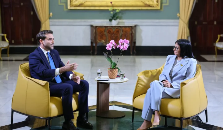 Delcy Rodríguez anuncia plan para aumentar la generación eléctrica nacional en 50% en cuatro años