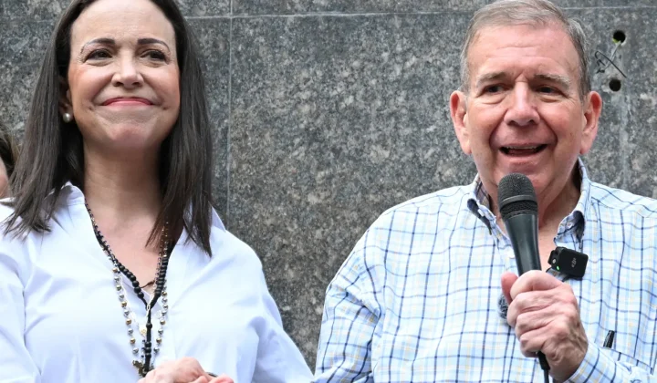 Oposición venezolana se une para definir postura ante diálogo impulsado por el Parlamento