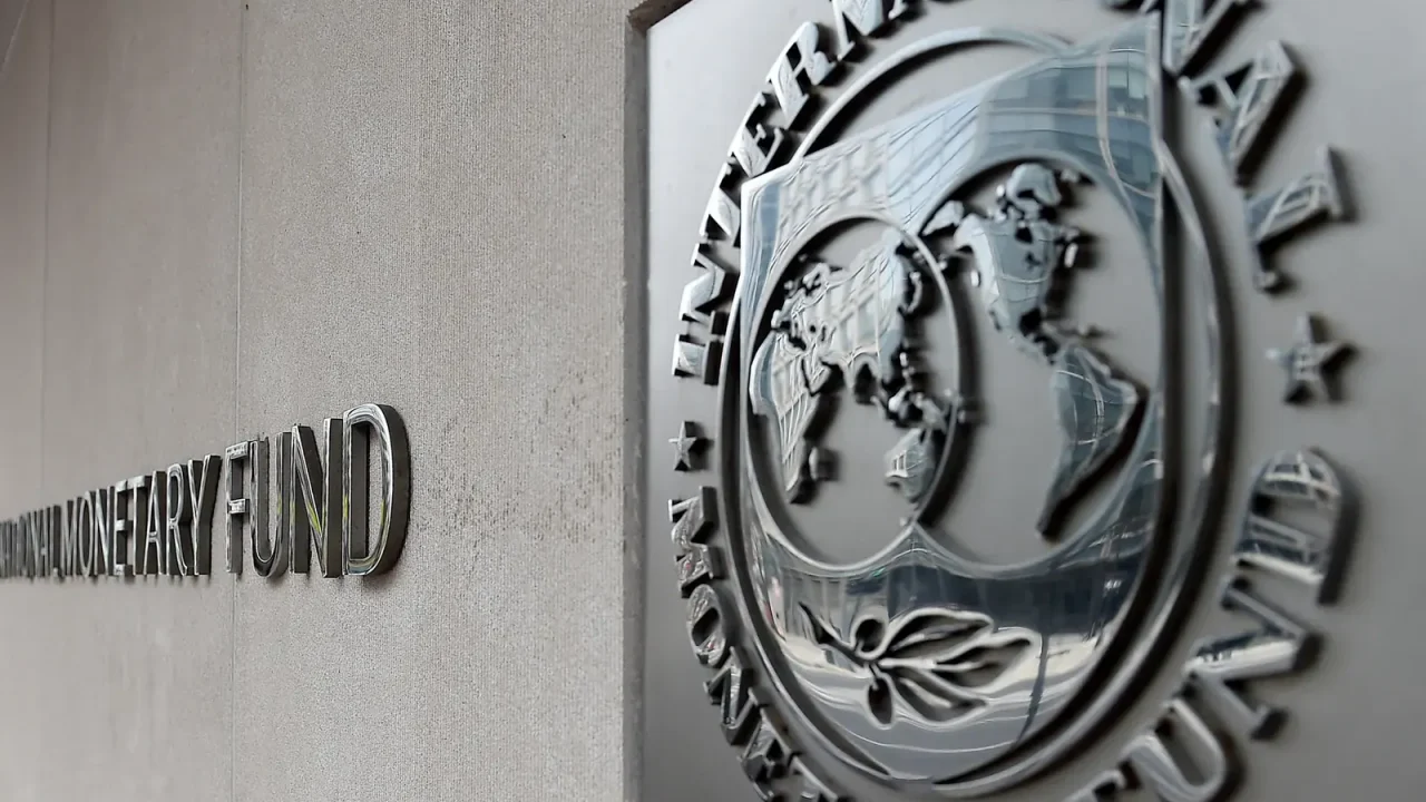 El Fondo Monetario Internacional (FMI) ha aprobado la liberación de 346 millones de dólares para Venezuela, destinados a apoyar el proceso d