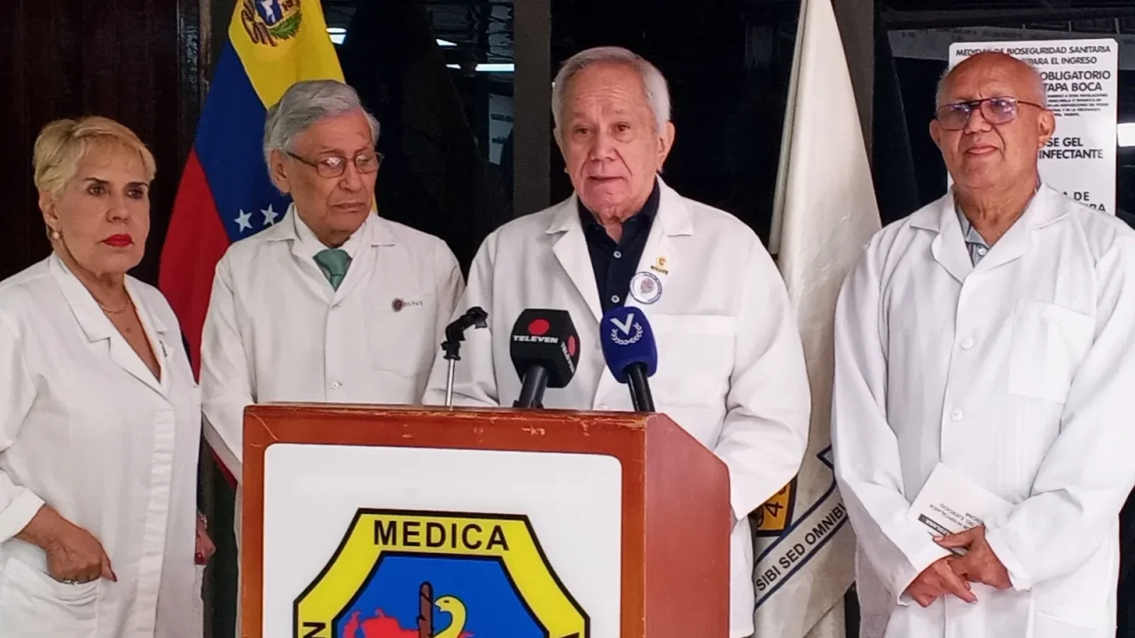 Federación Médica Venezolana alerta sobre supuesta patología infecciosa y opacidad en Barinas
