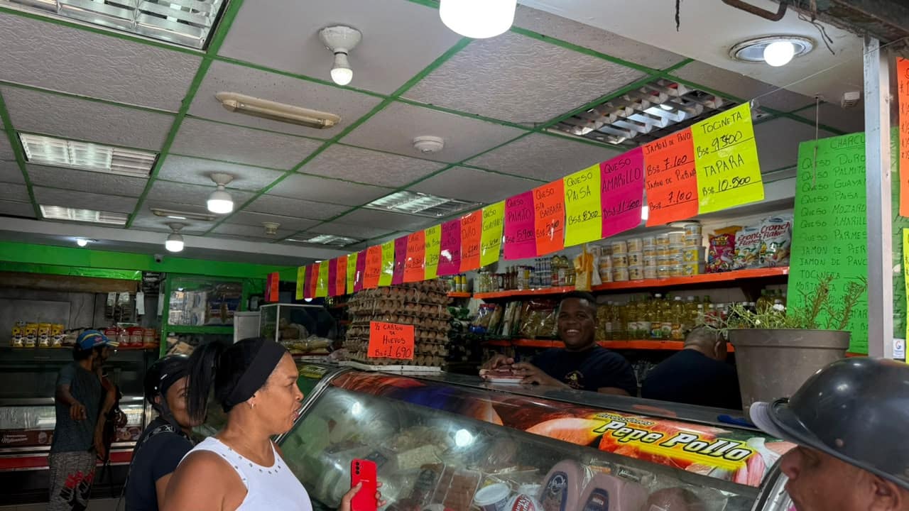 Consecomercio: solo 30% de los negocios afectados por los sismos ha reabierto en La Guaira