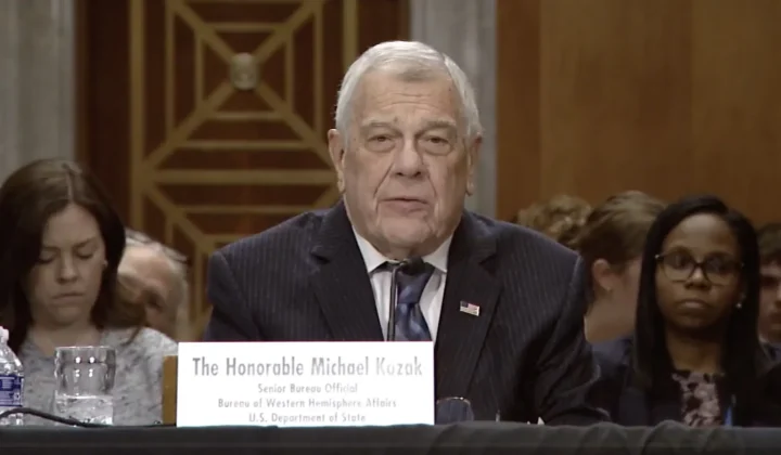 El subsecretario de Estado de Estados Unidos, Michael Kozak, ha confirmado que el próximo 1° de agosto se comenzarán a abordar los «elemento