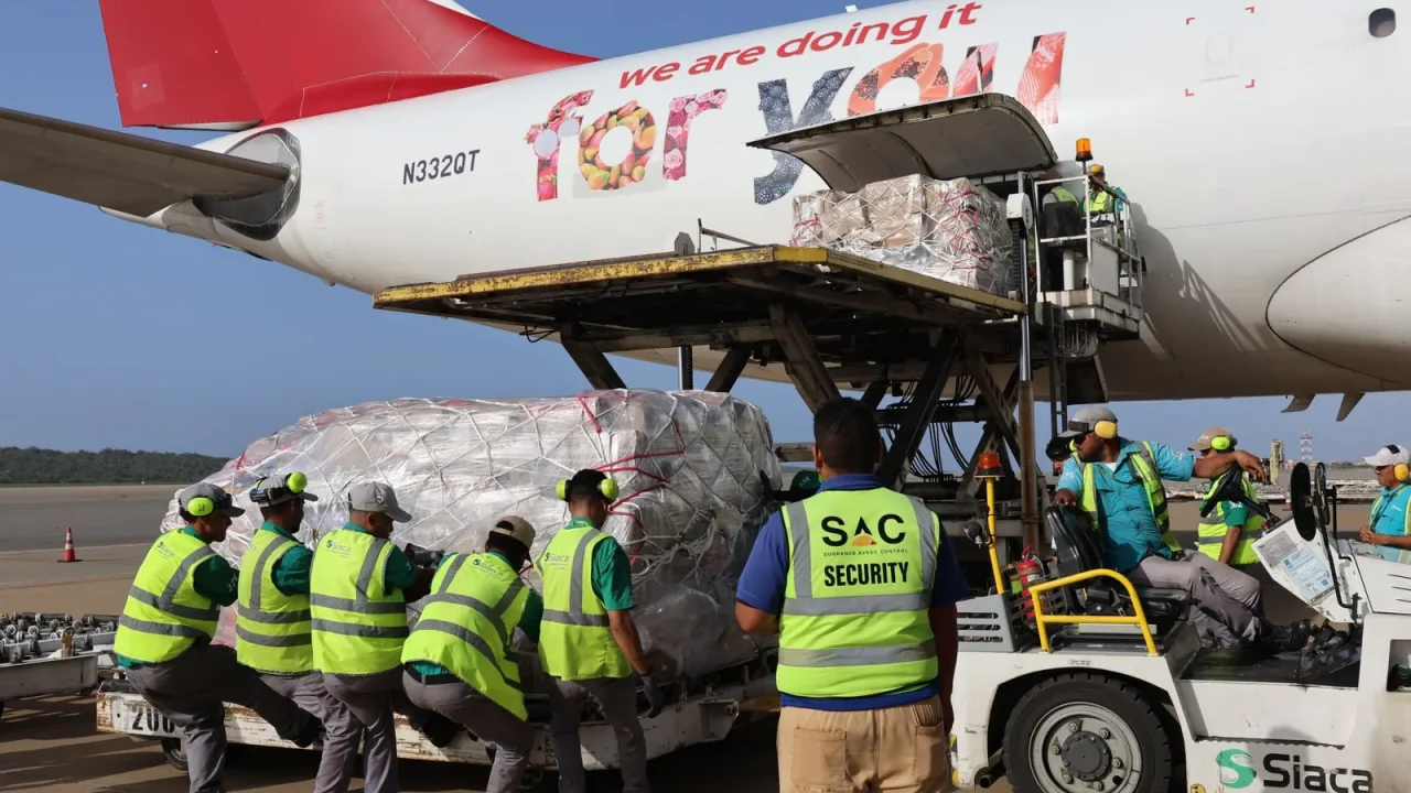 Venezuela recibe 41 toneladas adicionales de ayuda humanitaria desde Colombia