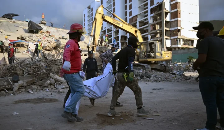 Plan de Transición de EE.UU. para Venezuela se Mantiene Pese a Terremotos, Según Análisis