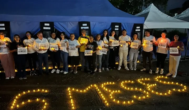 Familiares de presos políticos cumplen seis meses de vigilia frente al Rodeo I