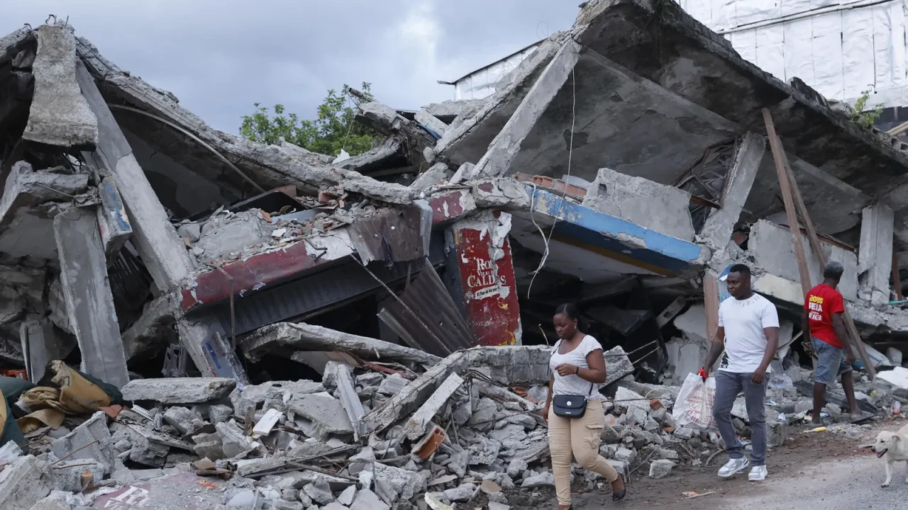 Terremoto en Colombia: España confirma un fallecido y reduce a 12 la lista de desaparecidos