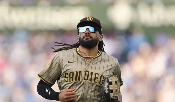 Fernando Tatis Jr. sigue encendido: jonrón de 382 pies levanta a los Padres