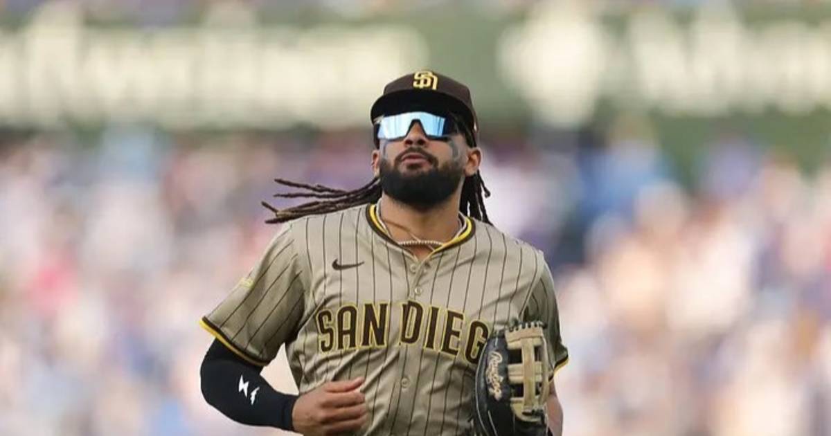 Fernando Tatis Jr. sigue encendido: jonrón de 382 pies levanta a los Padres