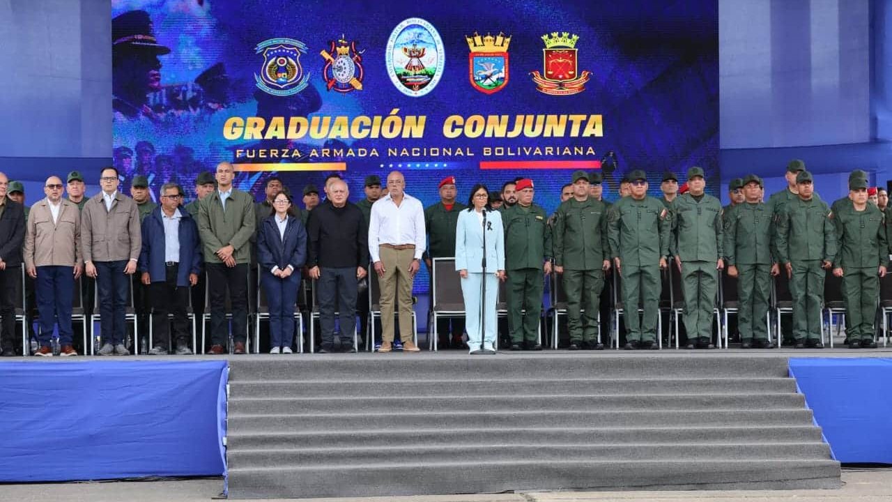 Siete meses sin Maduro: la FANB se mantiene cohesionada pero disminuida, según analistas