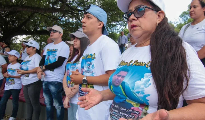 Familiares de desaparecidos en la frontera con Venezuela claman por respuestas en el Día Internacional de las Víctimas de Desapariciones Forzadas