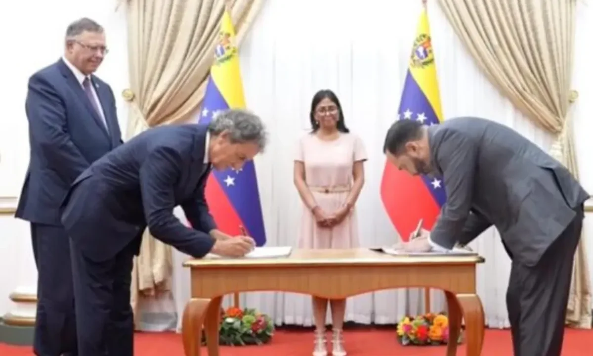 TotalEnergies y PDVSA firman memorándum de entendimiento durante reunión con Delcy Rodríguez