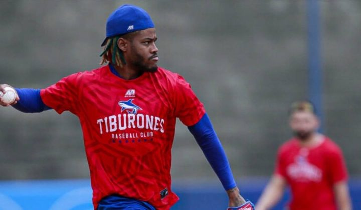 Maikel García sigue sin definir su futuro en la LVBP tras su visita a Caracas