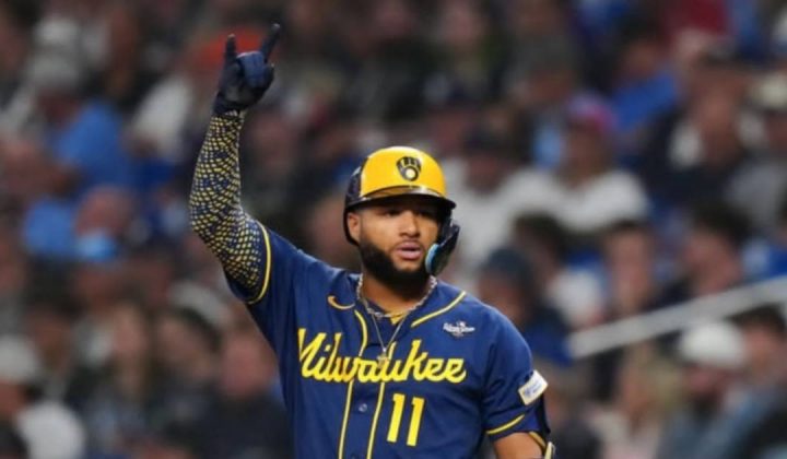 MLB: Milwaukee vence 10-1 a Tampa Bay y queda a un triunfo de la Serie Mundial