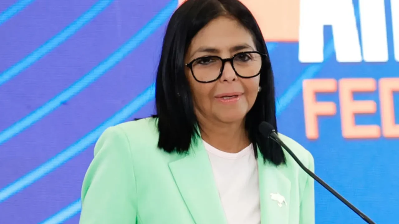 Delcy Rodríguez solicita al papa León XIV avanzar en la canonización de la Madre María de San José y la beatificación de monseñor Montes de Oca